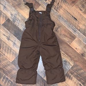 Carter’s 2t snowsuit ⛄️